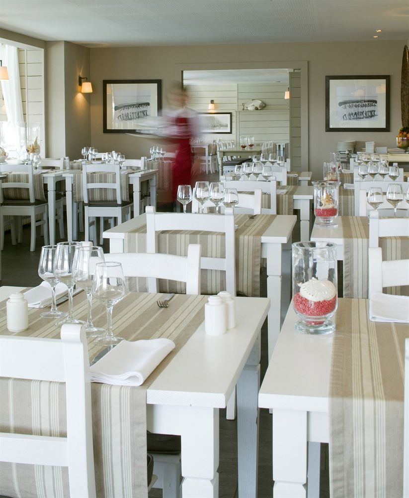 Hotel Restaurant Des Isles บาร์เนอวีย์-แกร์เตอเร ภายนอก รูปภาพ