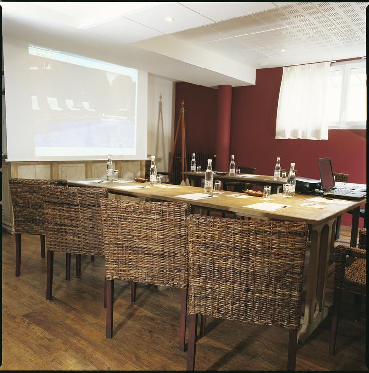 Hotel Restaurant Des Isles บาร์เนอวีย์-แกร์เตอเร ภายนอก รูปภาพ
